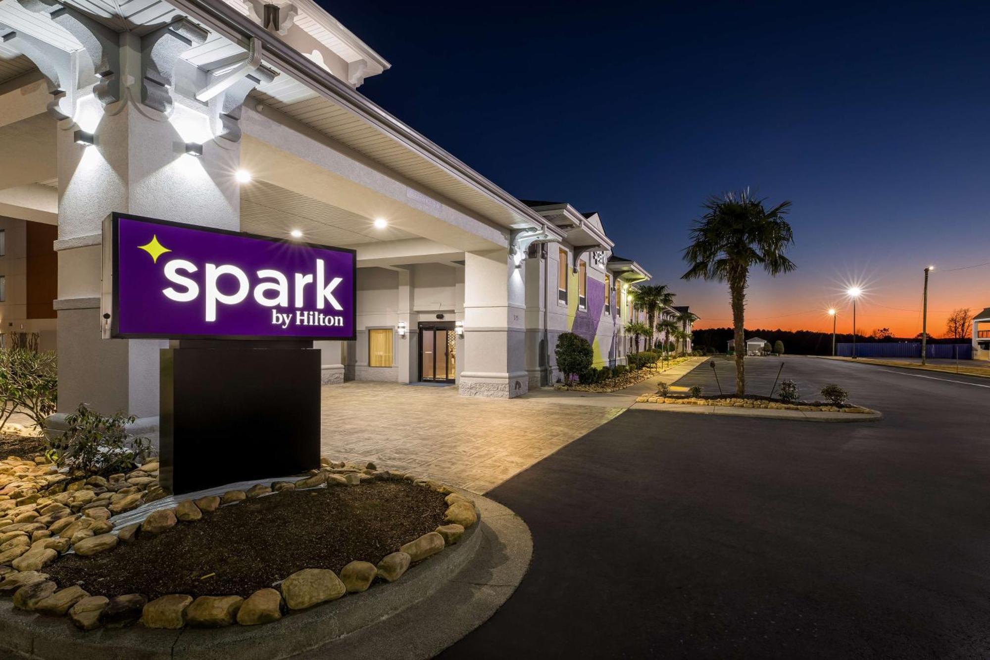 Spark By Hilton Calhoun Eksteriør bilde